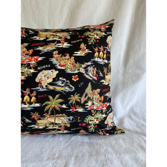 Nostalgic Island Life Pillowcase Various Colors | Handmade | 100% Cotton - Picture 2 of 3